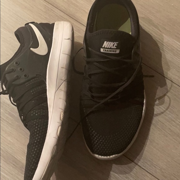 I don’t wear these shoes anymore - Picture 2 of 2